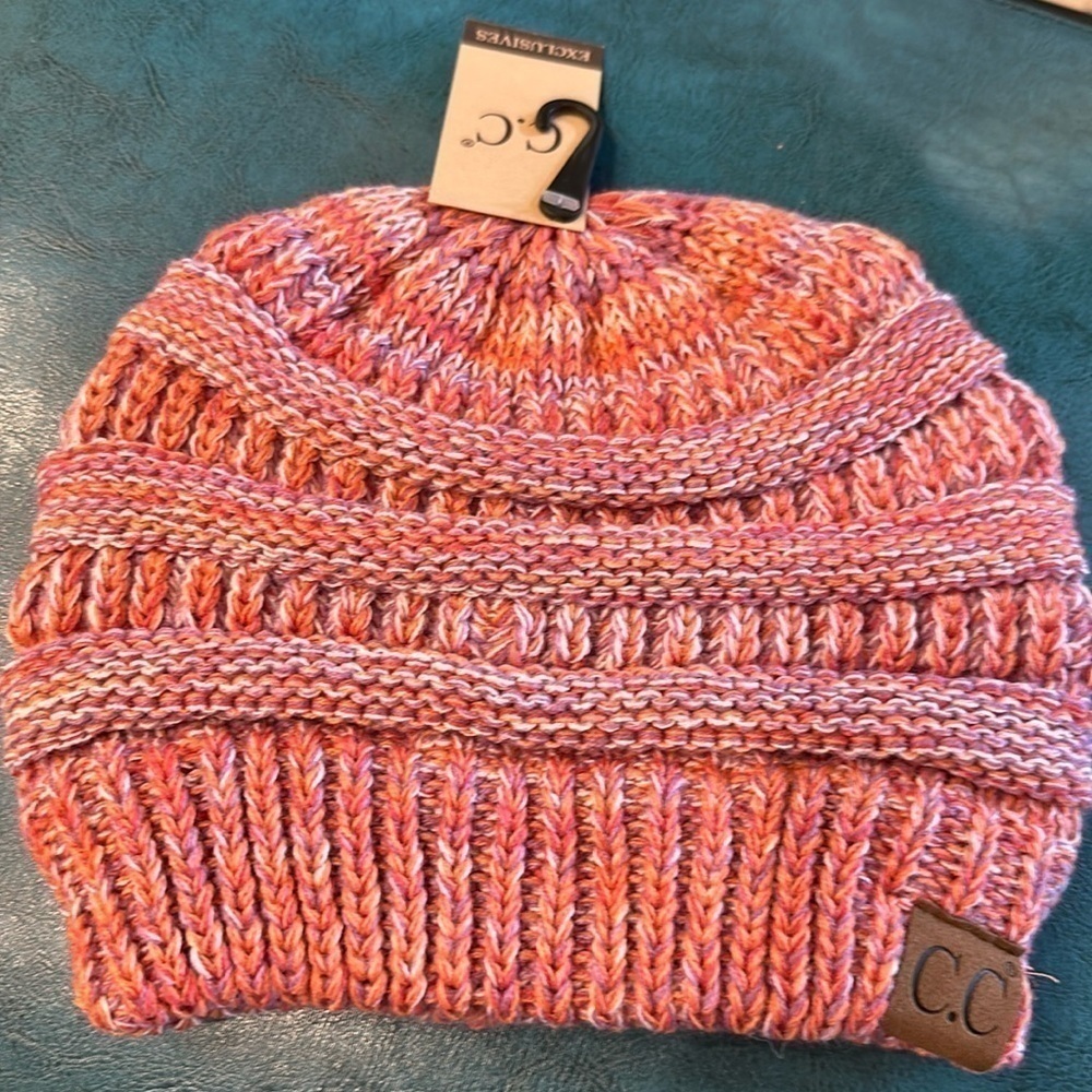 NWT CC Beanie color 23